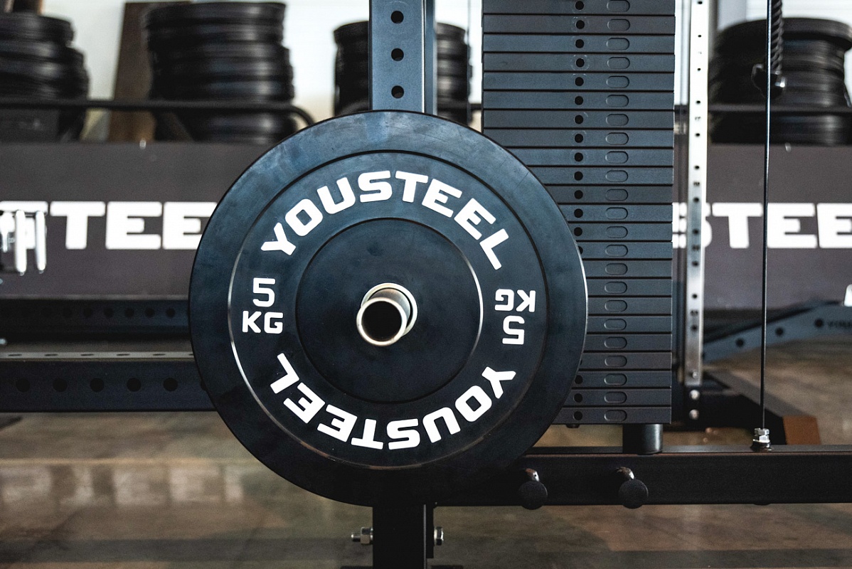 Диск для штанги каучуковый бамперный 5 кг черный YOUSTEEL