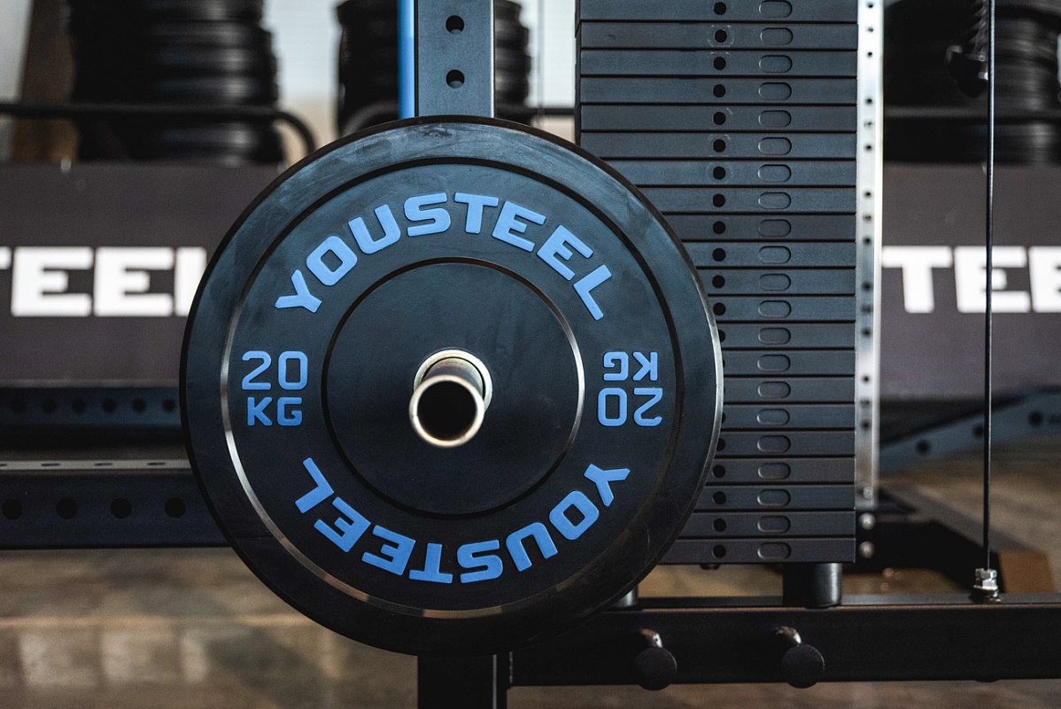 Диск для штанги каучуковый бамперный 20 кг черный YOUSTEEL