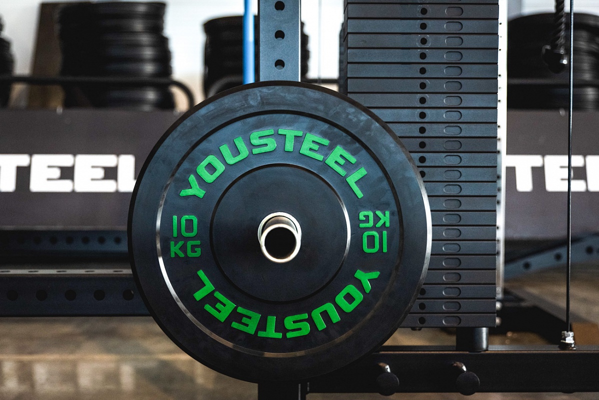 Диск для штанги каучуковый бамперный 10 кг черный YOUSTEEL