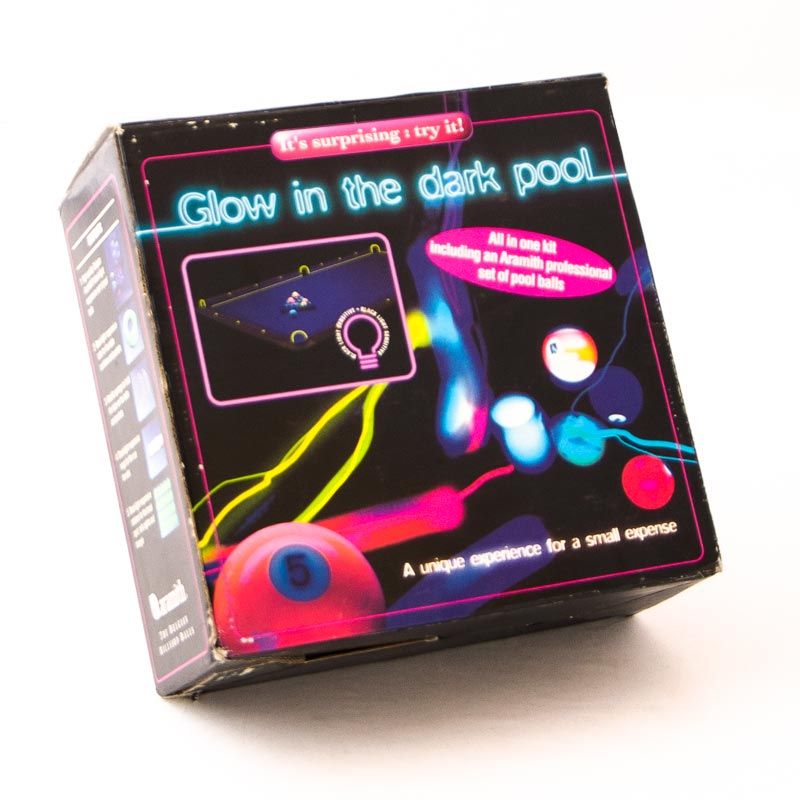 Комплект шаров 57.2 мм "Aramith Glow in the dark" — изображение 2