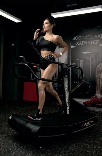 Беговая дорожка ULTRAGYM UG-M 003 — изображение 4